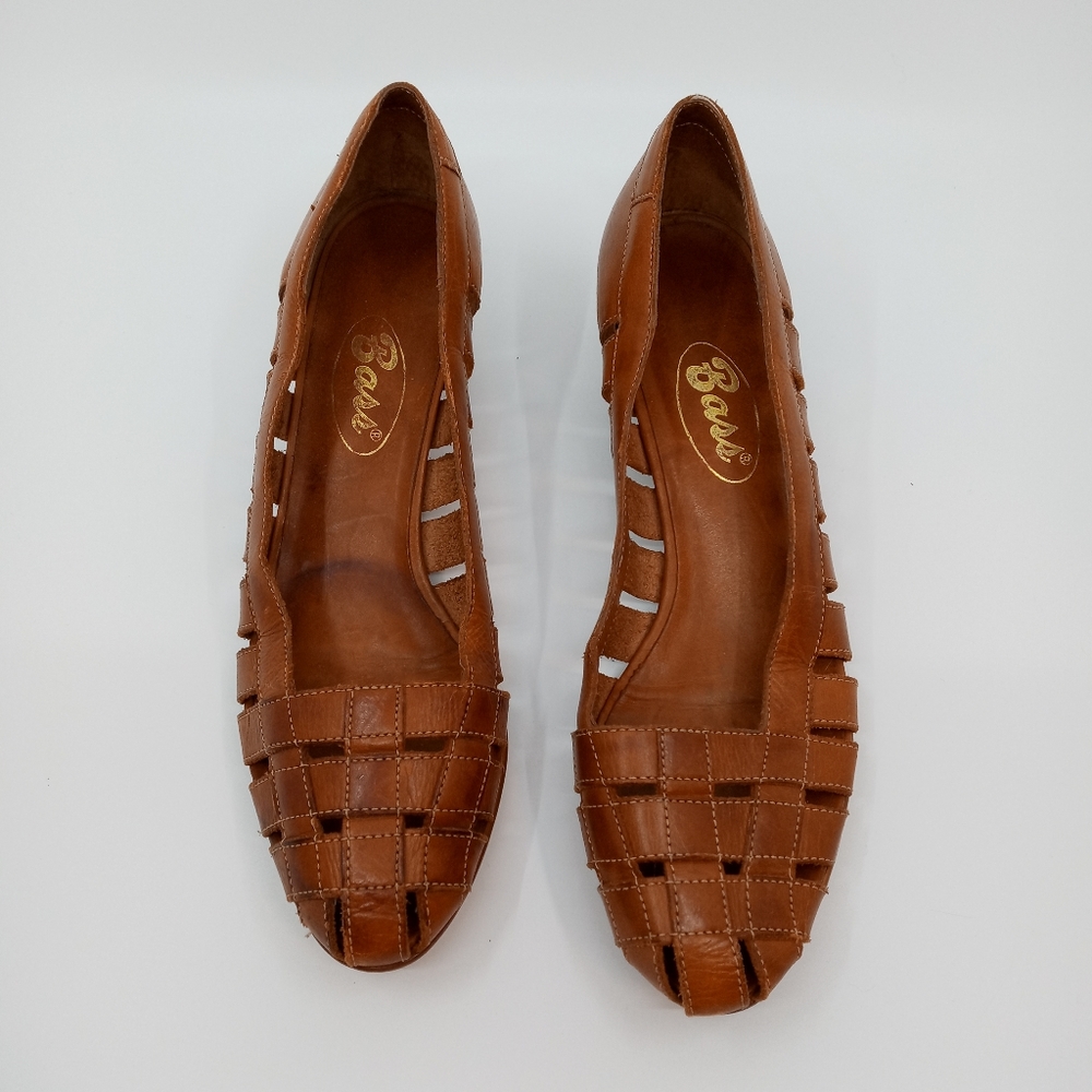 Bass Womens Sz 8.5 Narrow Leather Wedge Flat
